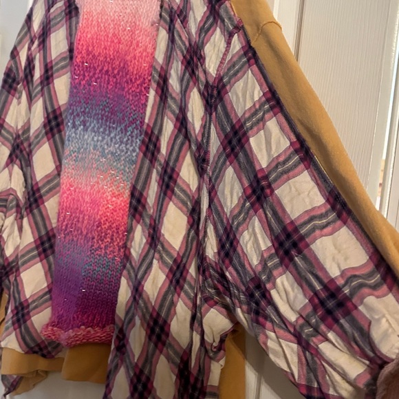 Plaid and Knit Multicolor Women's Top - Picture 3 of 4